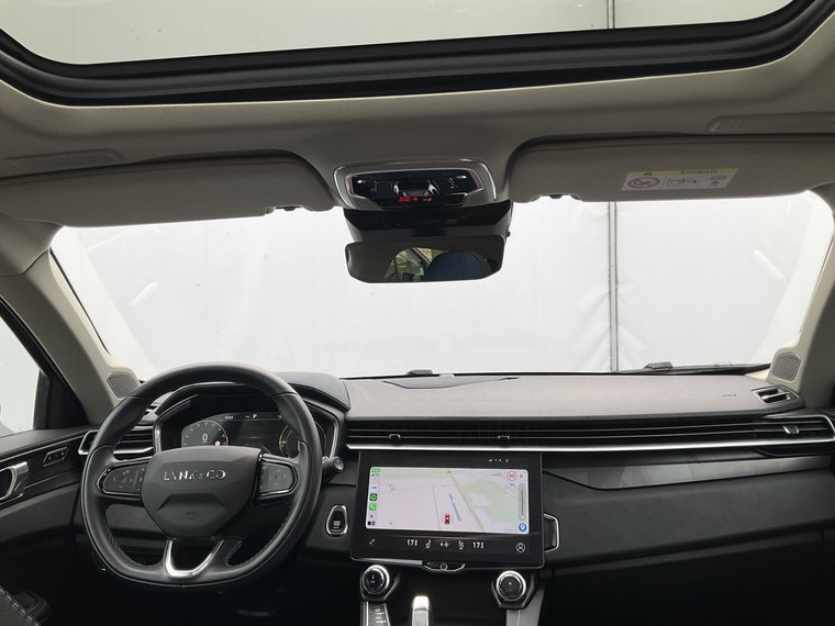 Vehicle Image 19