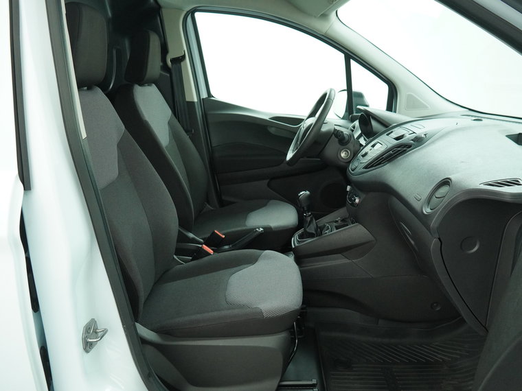 Vehicle Image 35