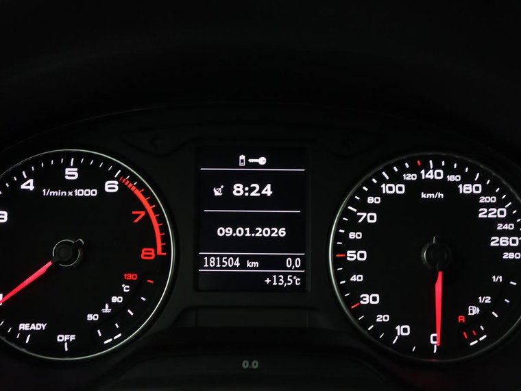 Vehicle Image 28
