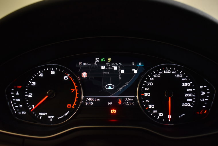 Vehicle Image 21