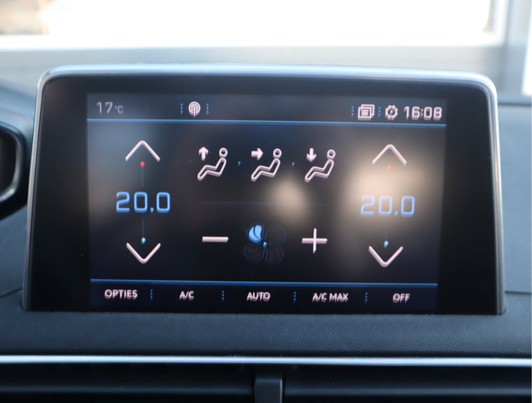 Vehicle Image 40