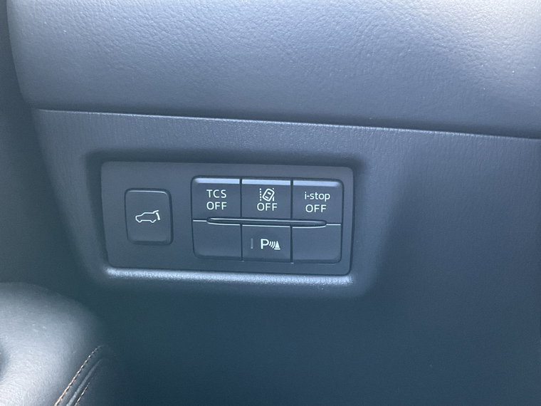 Vehicle Image 27