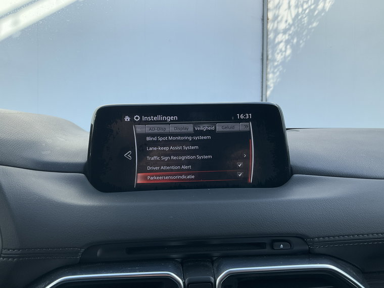 Vehicle Image 35