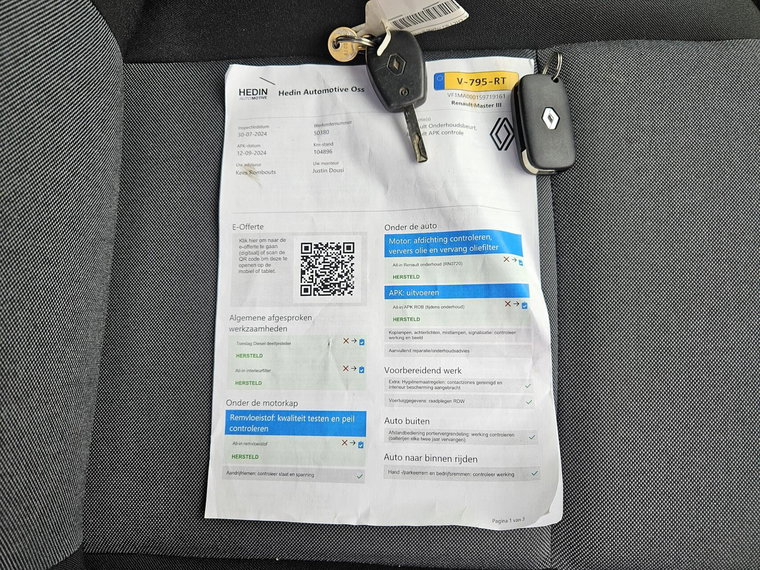 Vehicle Image 18