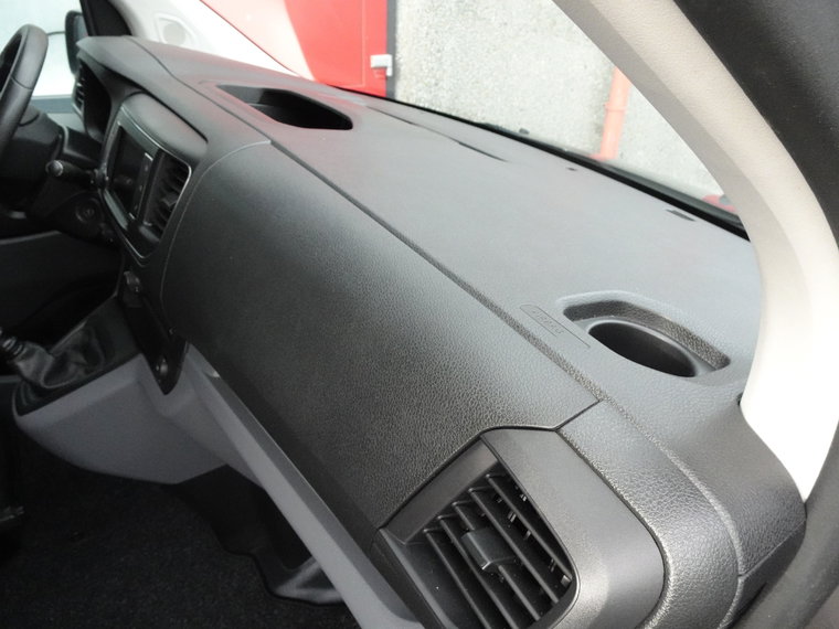 Vehicle Image 27