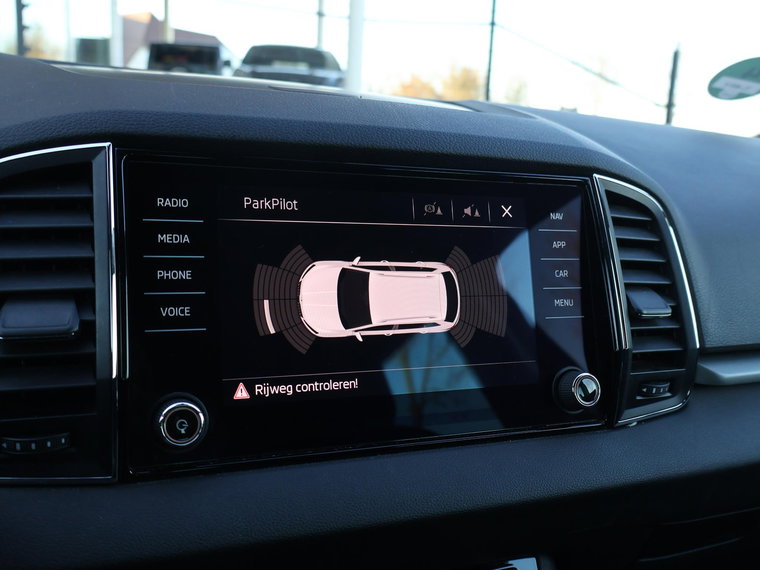 Vehicle Image 18