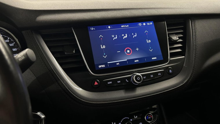 Vehicle Image 36