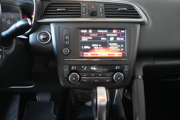 Vehicle Image 37