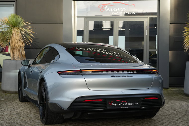 Vehicle Image 34