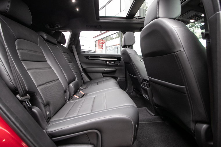 Vehicle Image 9