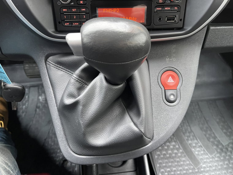 Vehicle Image 22