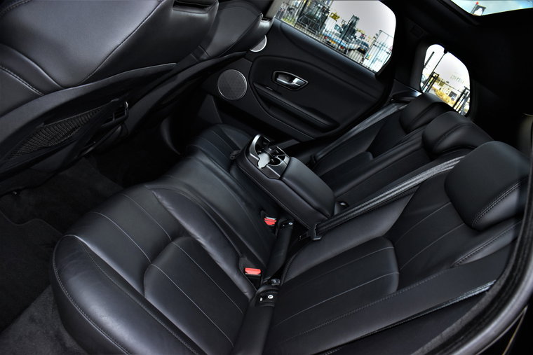 Vehicle Image 14