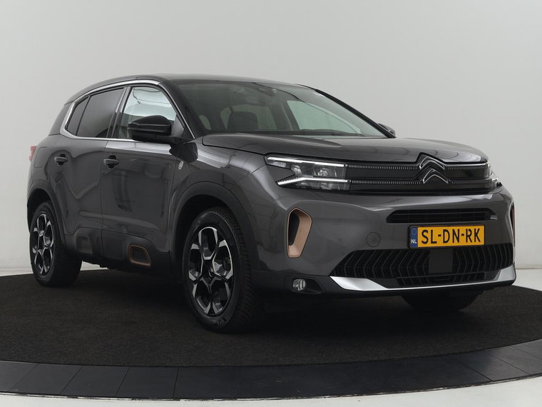 Vehicle Image 36