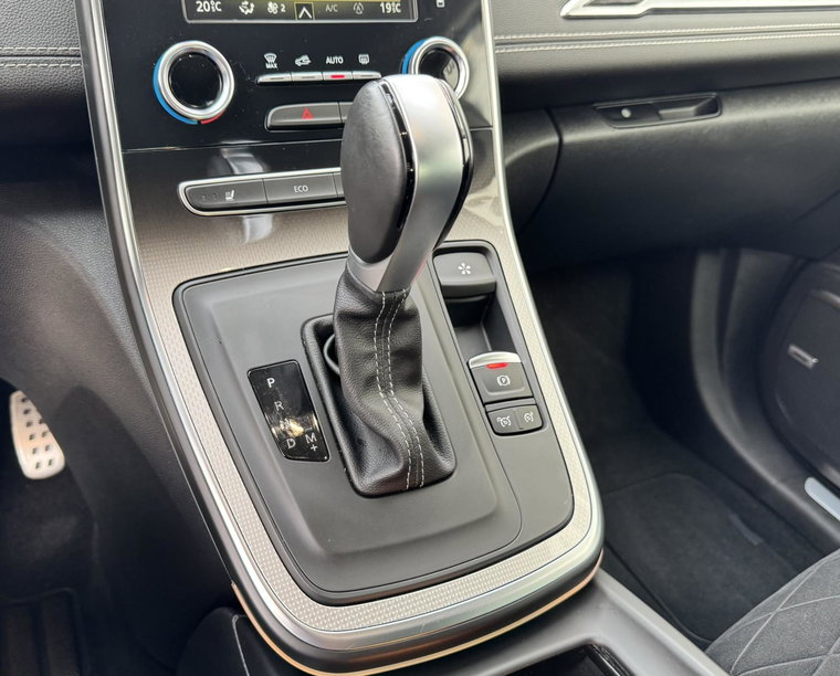 Vehicle Image 38