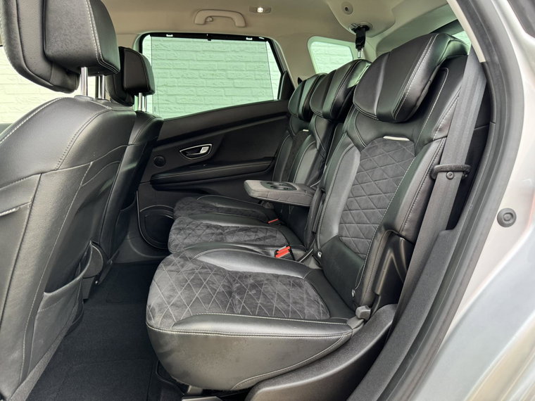 Vehicle Image 39