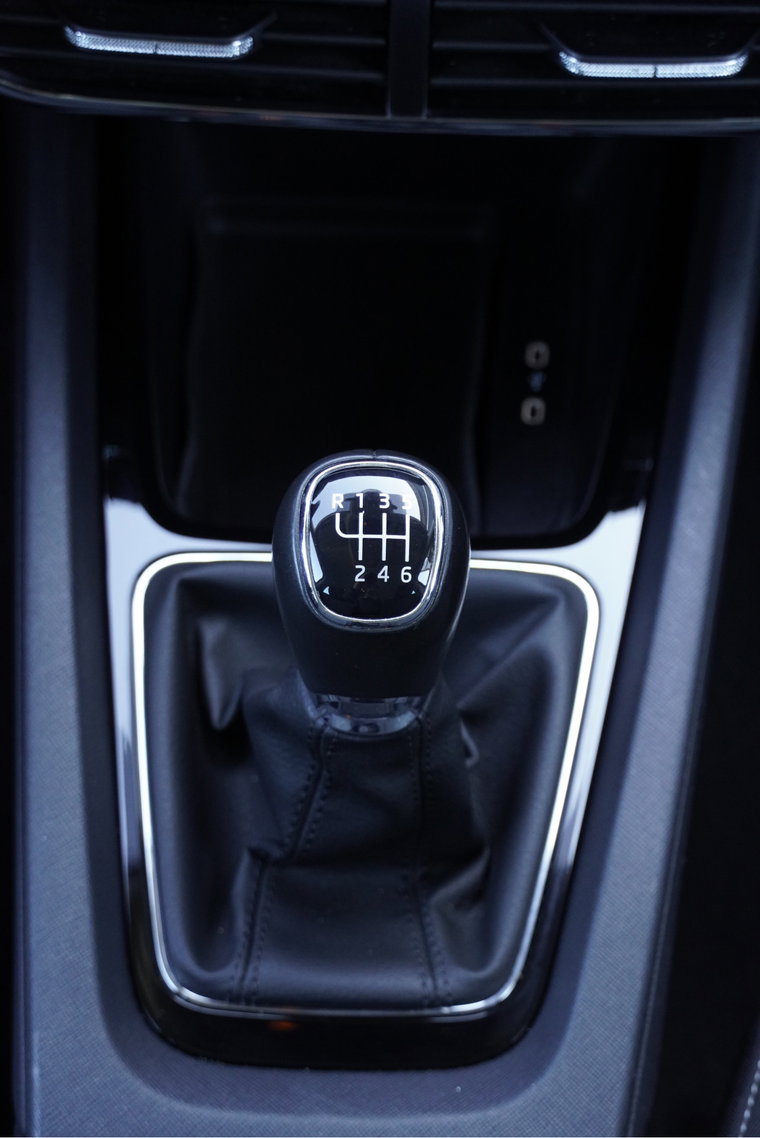 Vehicle Image 35
