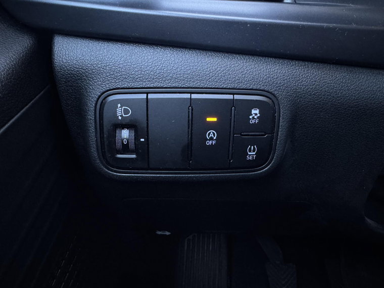 Vehicle Image 27