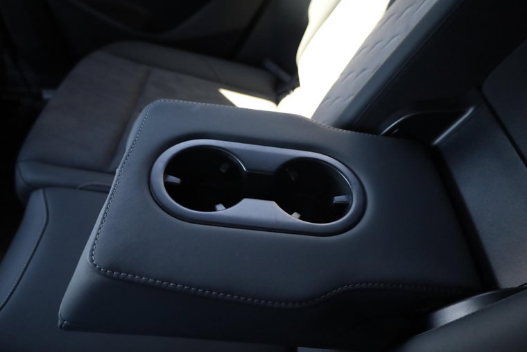 Vehicle Image 45