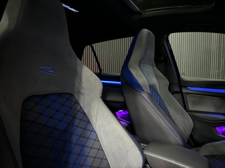 Vehicle Image 35
