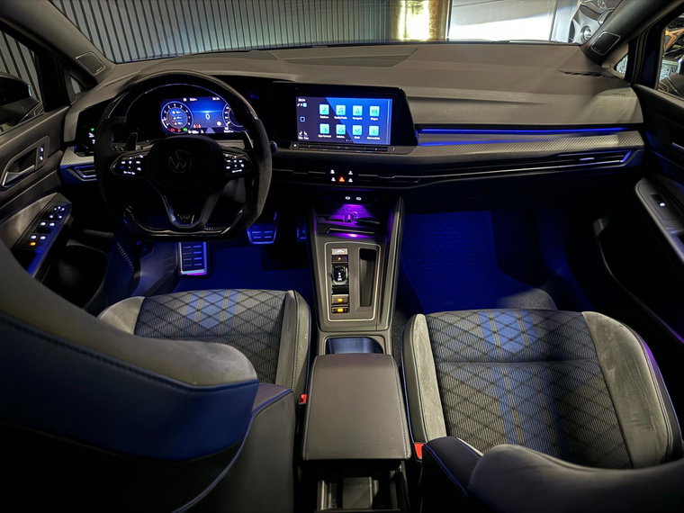 Vehicle Image 39