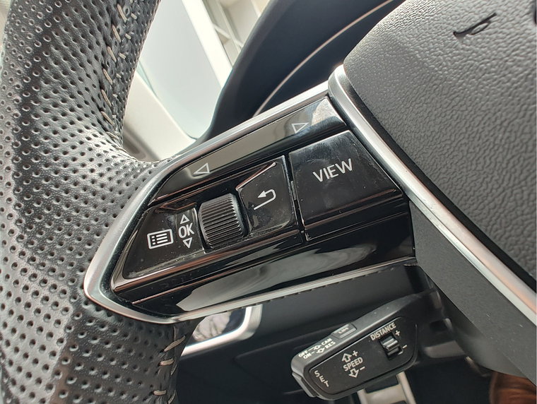 Vehicle Image 26