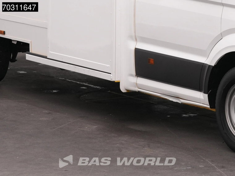 Vehicle Image 33