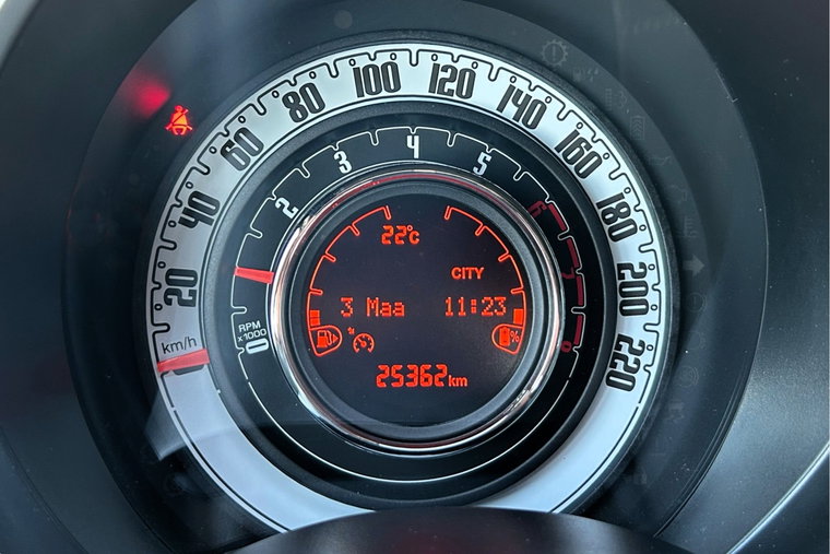 Vehicle Image 8