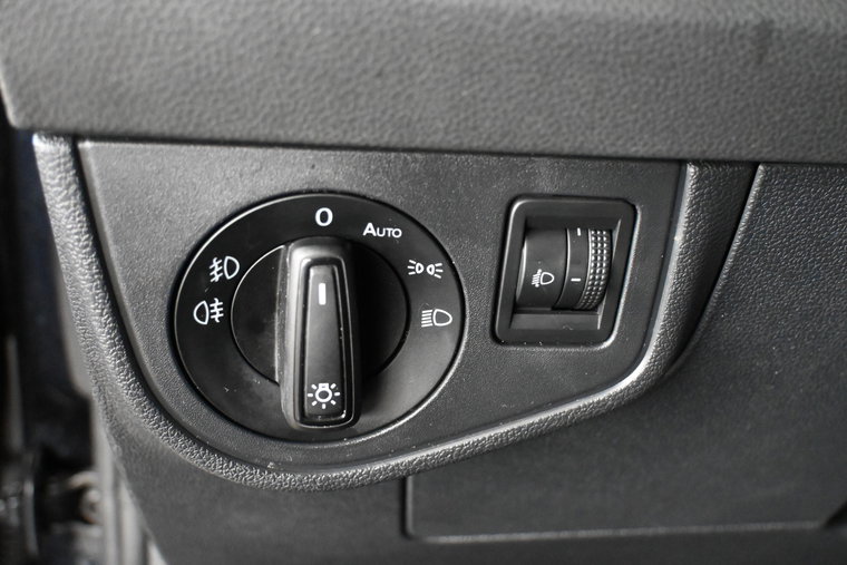 Vehicle Image 33