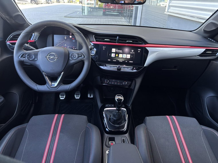 Vehicle Image 13
