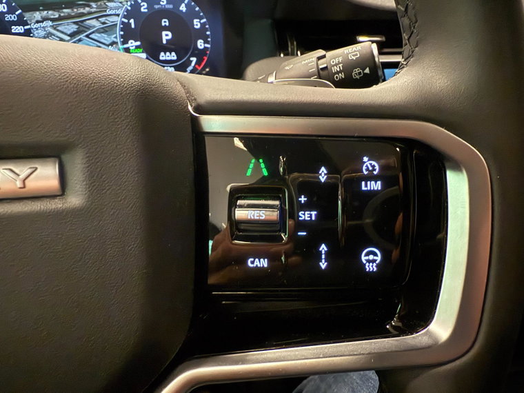 Vehicle Image 35
