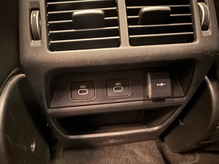 Vehicle Image 46