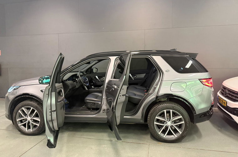 Vehicle Image 7