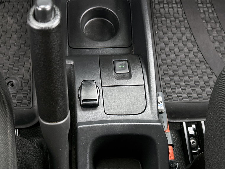 Vehicle Image 33