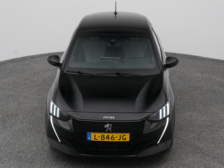 Vehicle Image 26