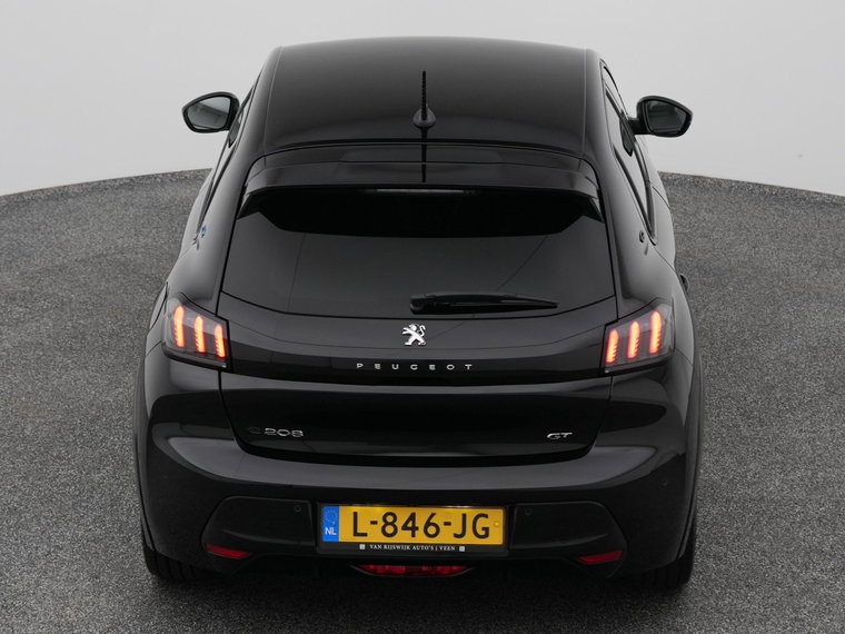 Vehicle Image 28
