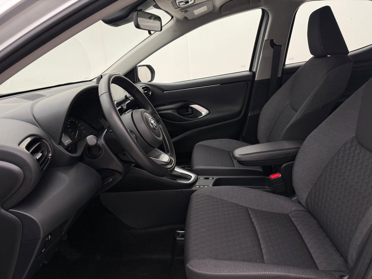 Vehicle Image 10