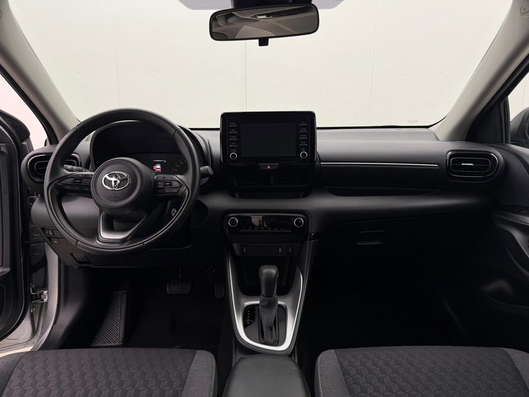 Vehicle Image 11