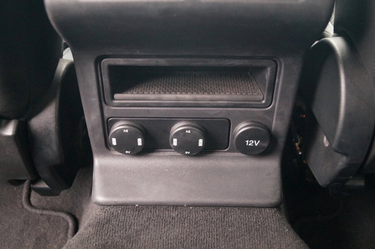 Vehicle Image 24