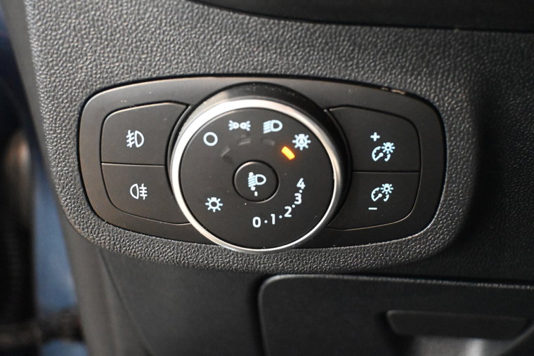 Vehicle Image 36