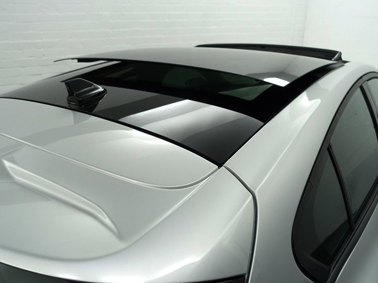 Vehicle Image 34