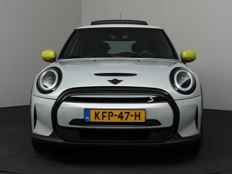 Vehicle Image 33