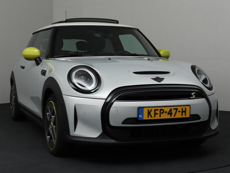 Vehicle Image 34