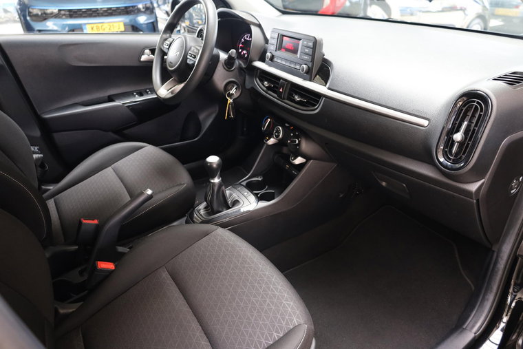 Vehicle Image 22