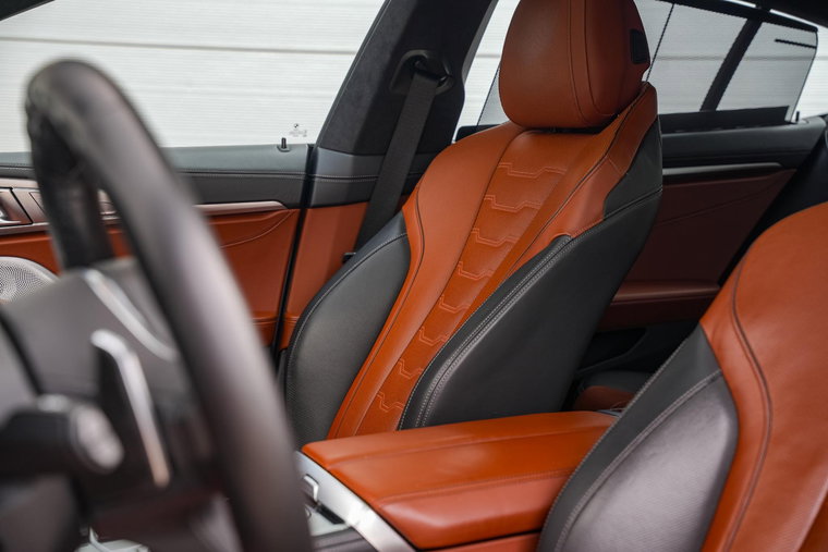 Vehicle Image 31