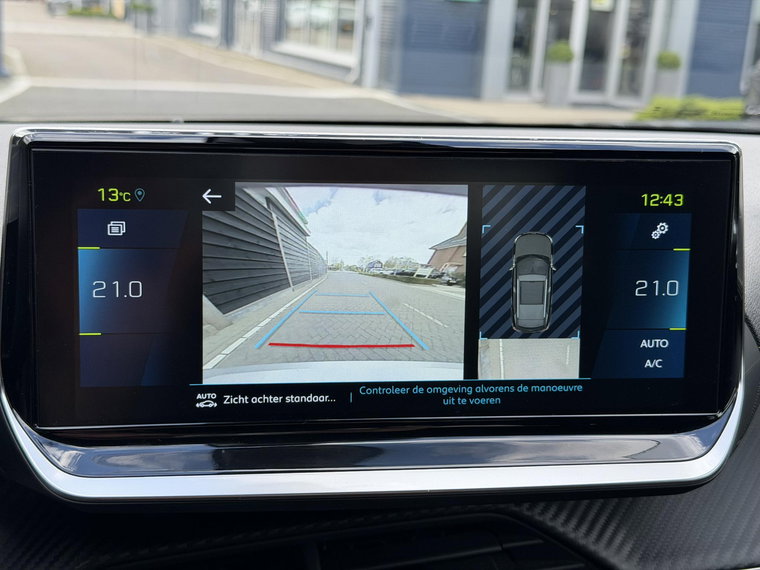 Vehicle Image 30