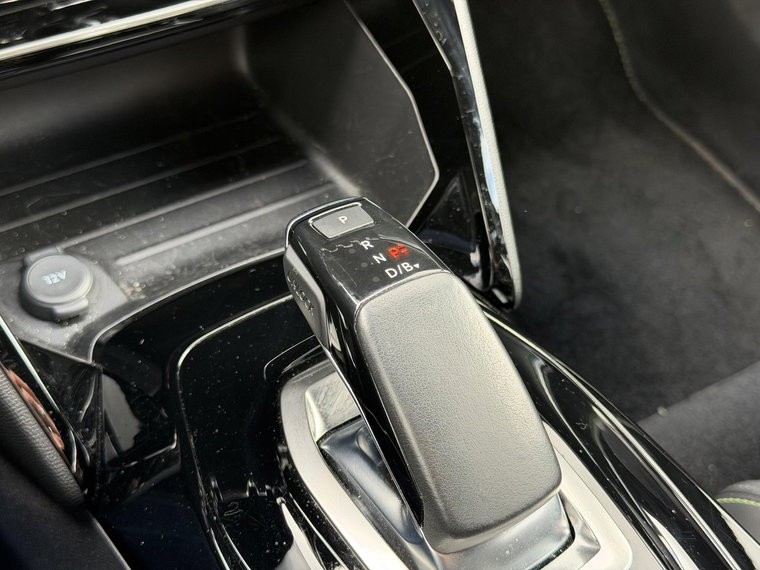 Vehicle Image 33