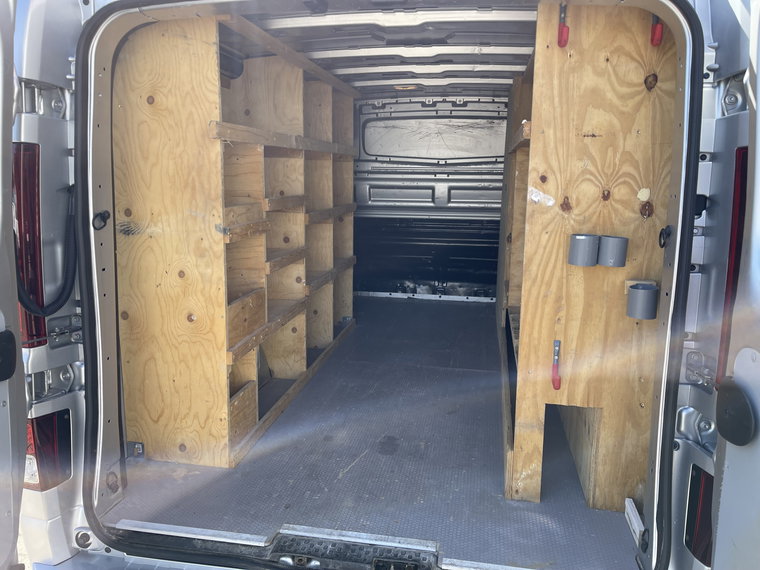 Vehicle Image 14