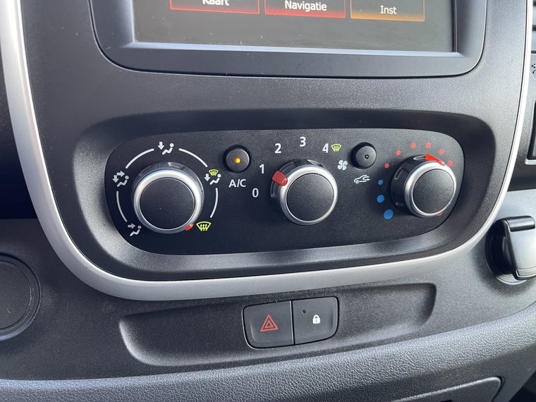 Vehicle Image 27