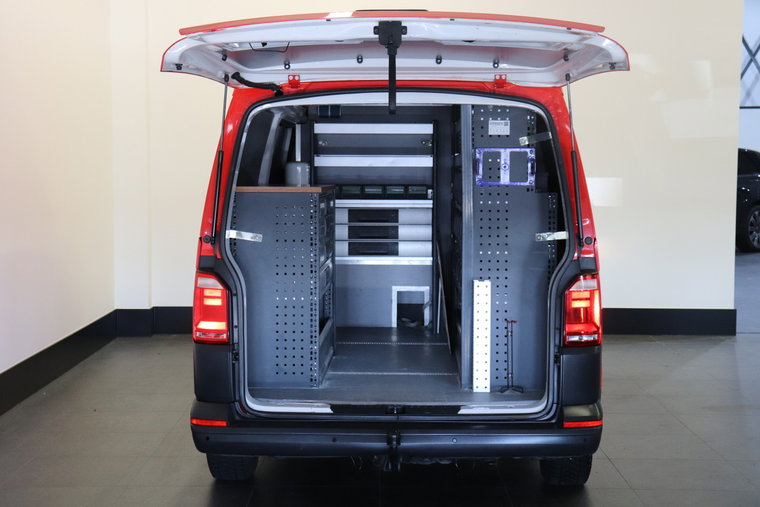 Vehicle Image 8