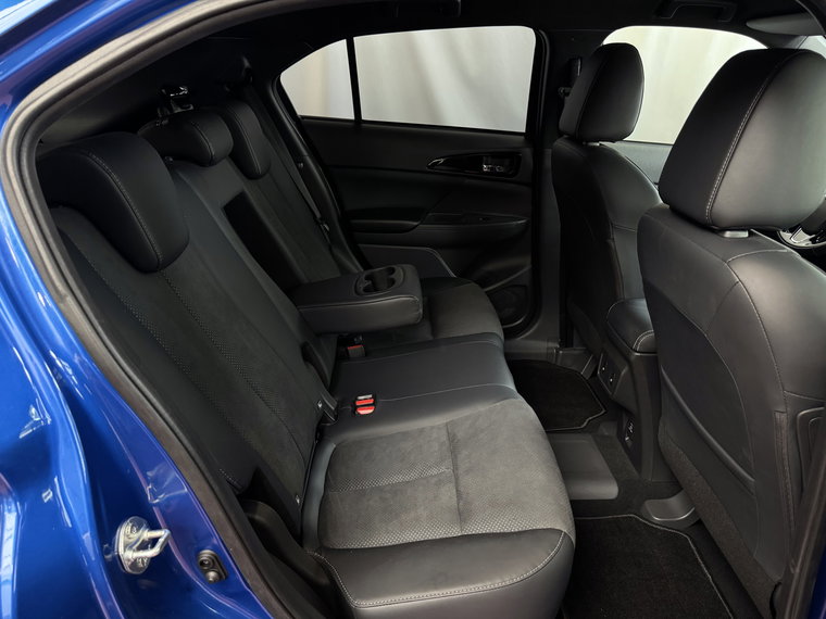 Vehicle Image 48